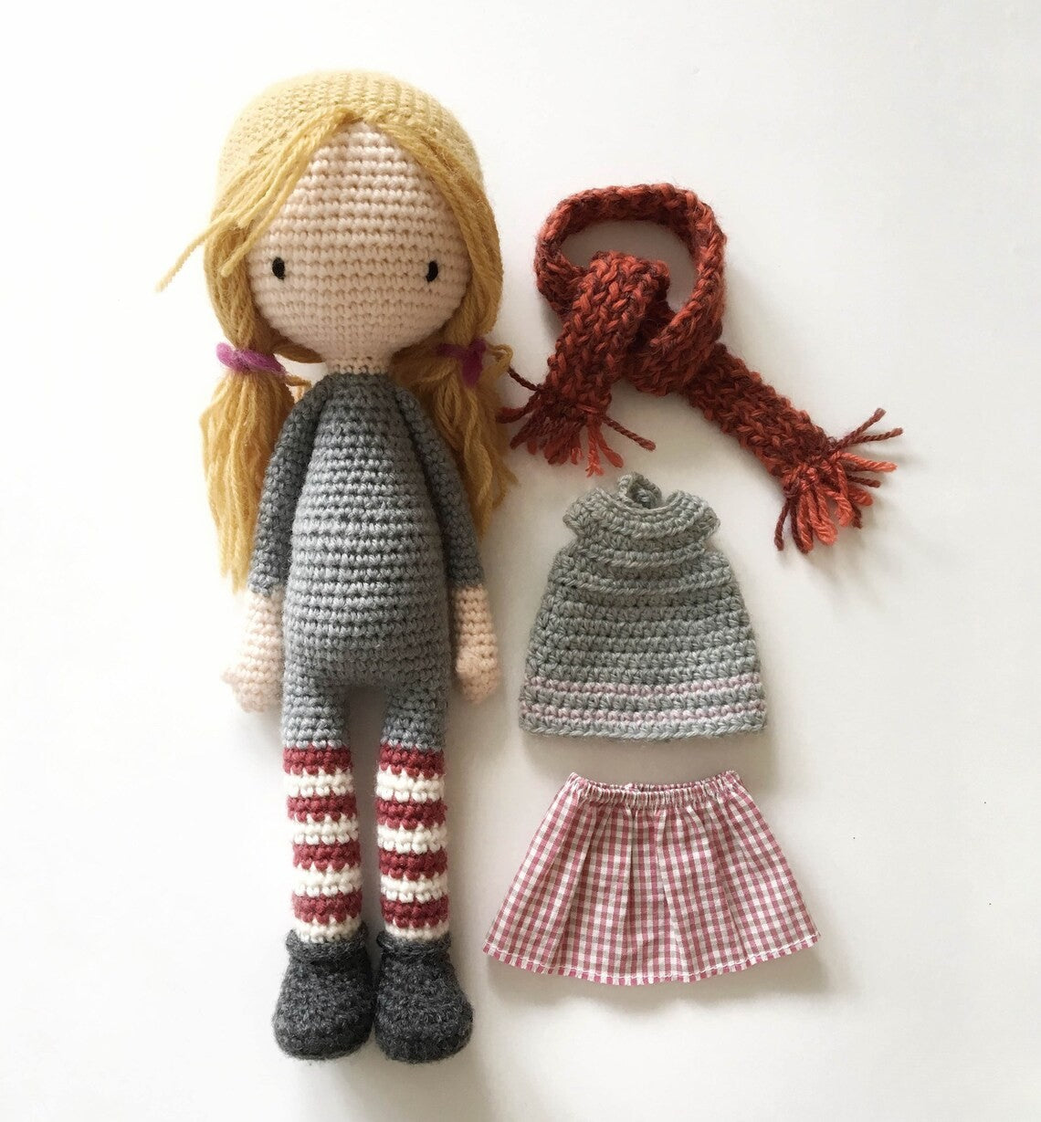 Little Schoolgirls Doll Crochet Pattern
