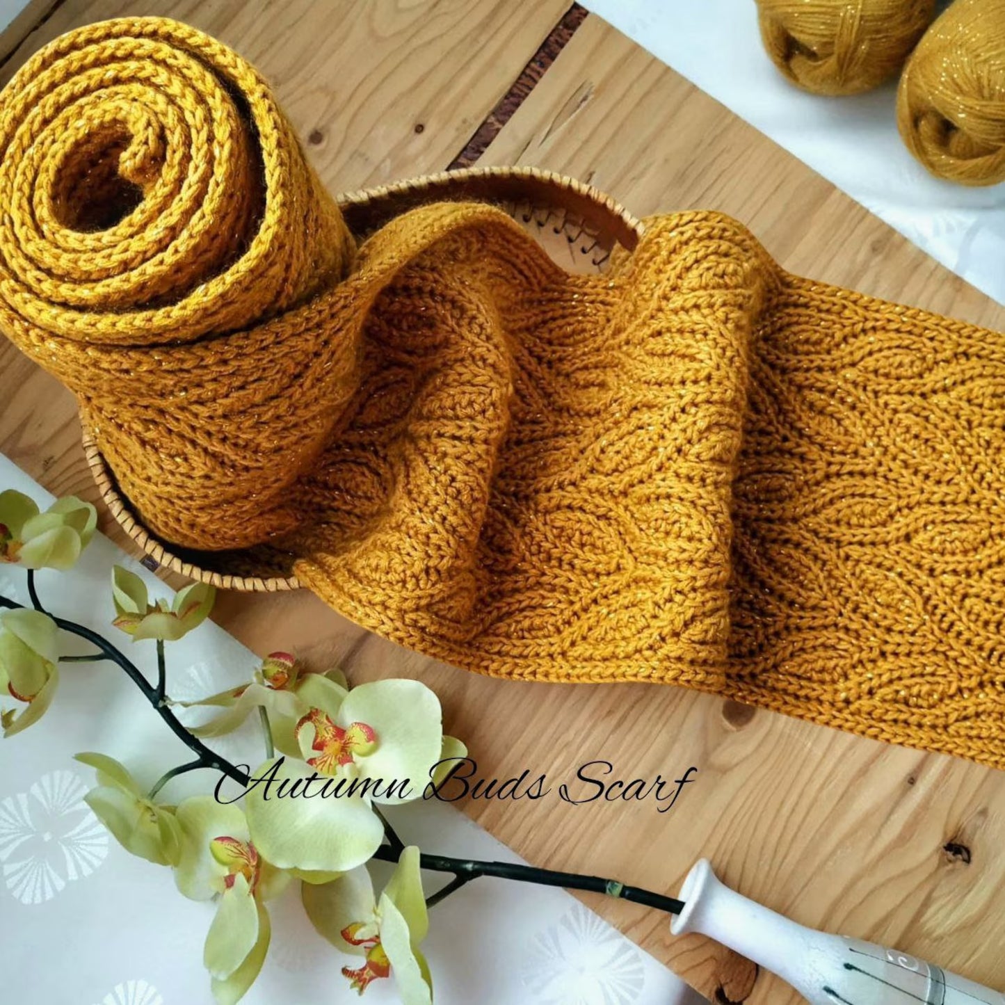 Autumn Buds Crochet Scarf Pattern