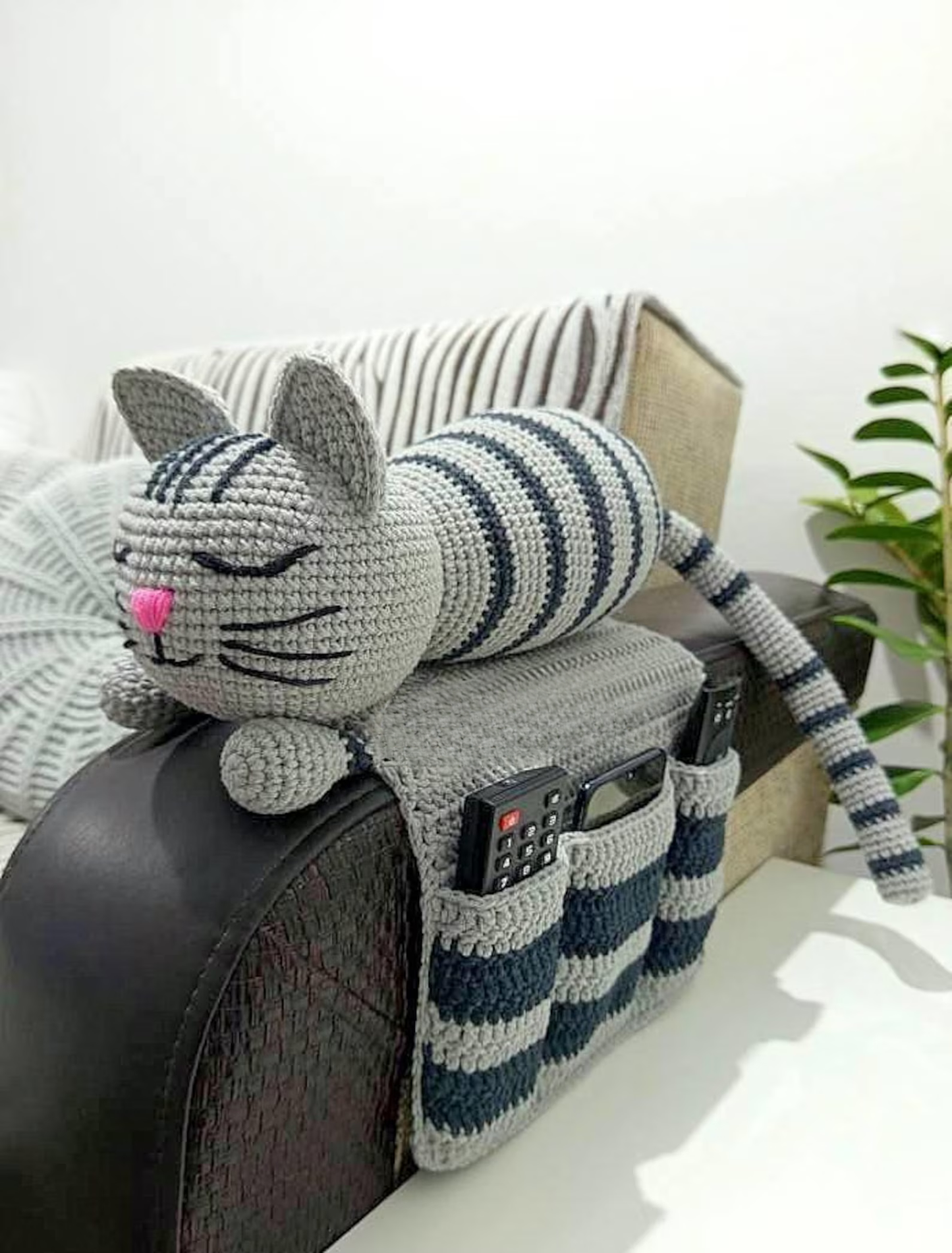 Cat Sofa Organizer Crochet Pattern