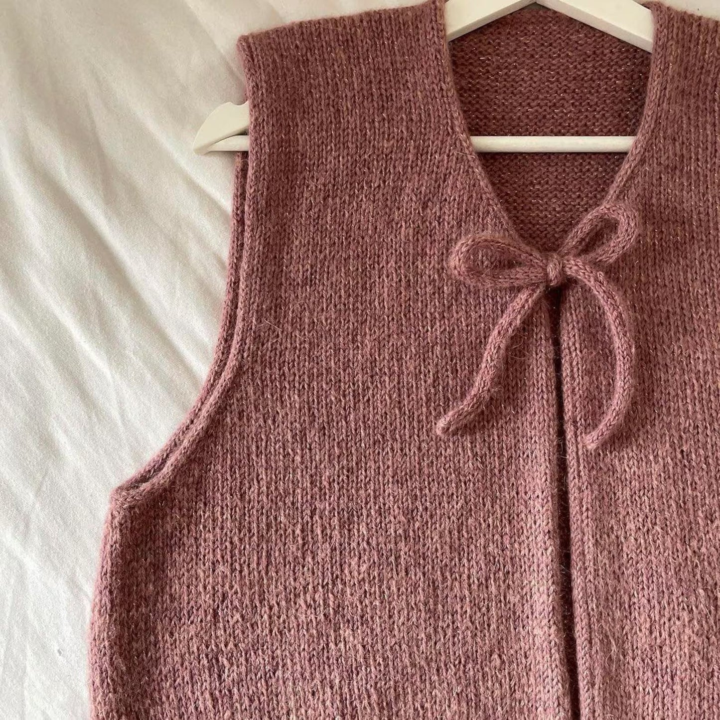 Feminine Vest Knitting Pattern