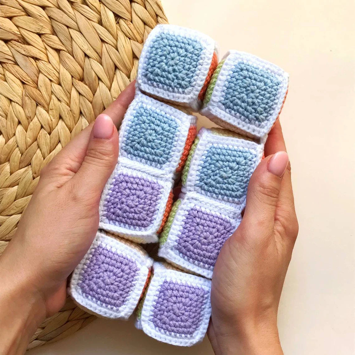 Fidget cube Infinity Toy Crochet Pattern