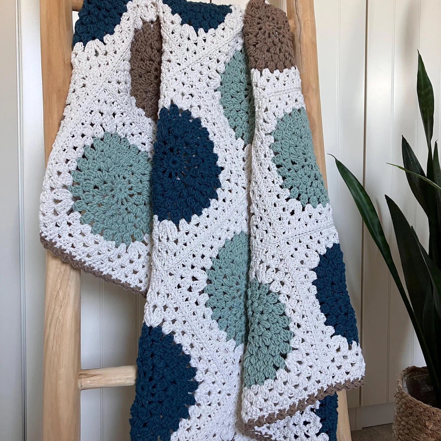 MILOU Blanket Crochet Pattern