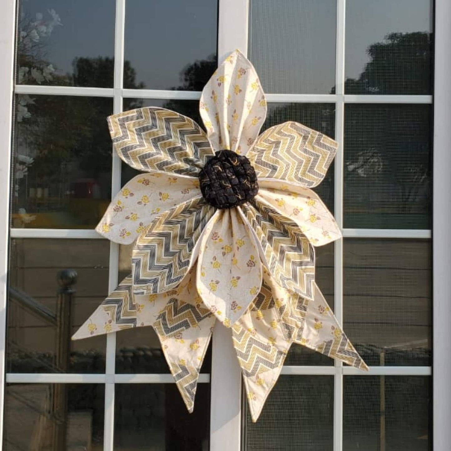 Quilted Fabric Flower Bow Pattern