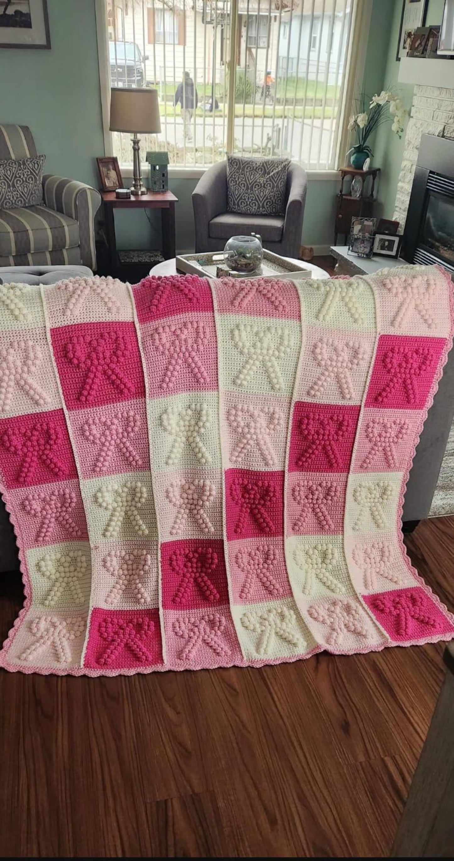 Bobble Stitch Bow Blanket Pattern