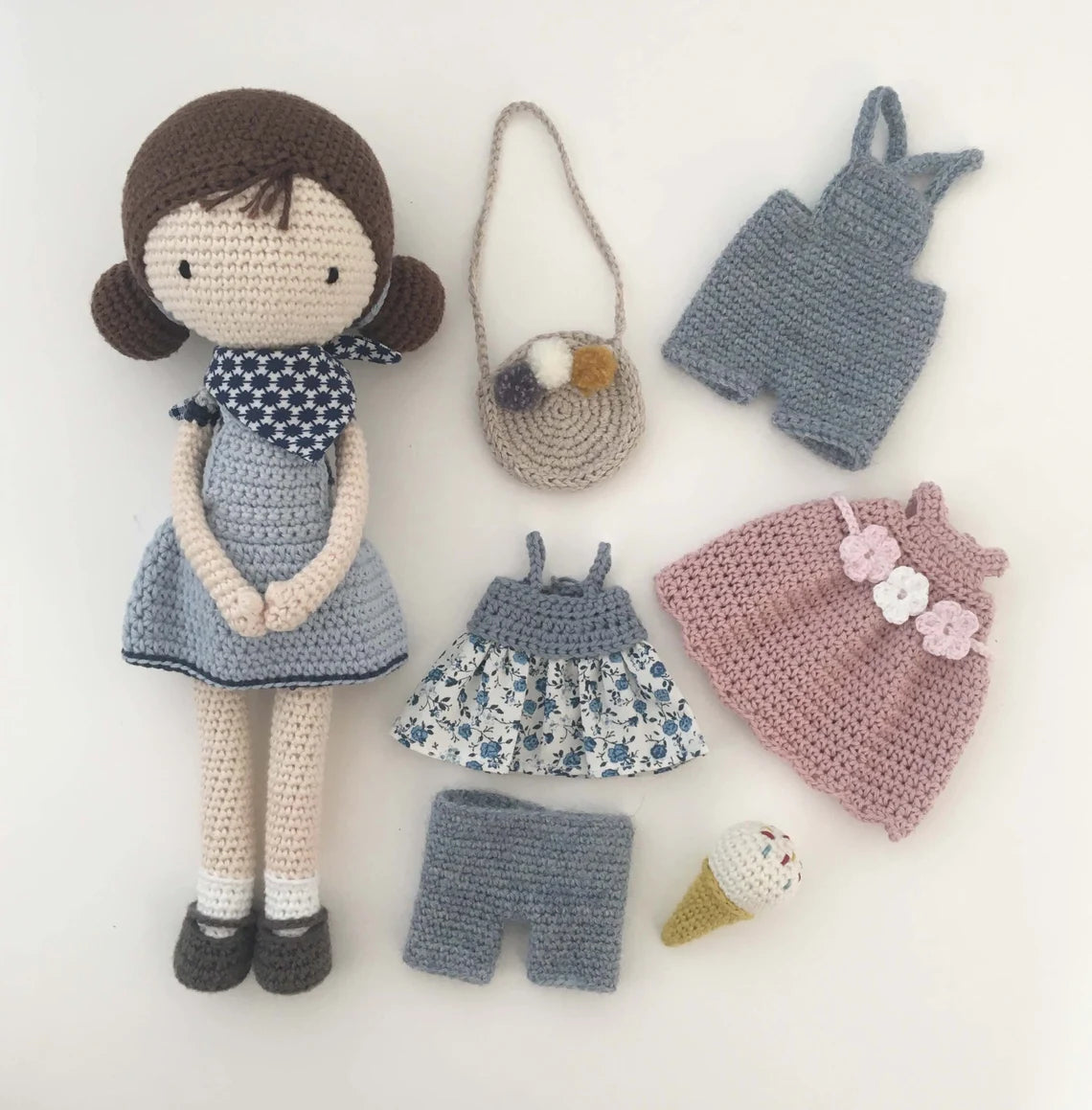 Lucile and Lulu Dolls Crochet Pattern