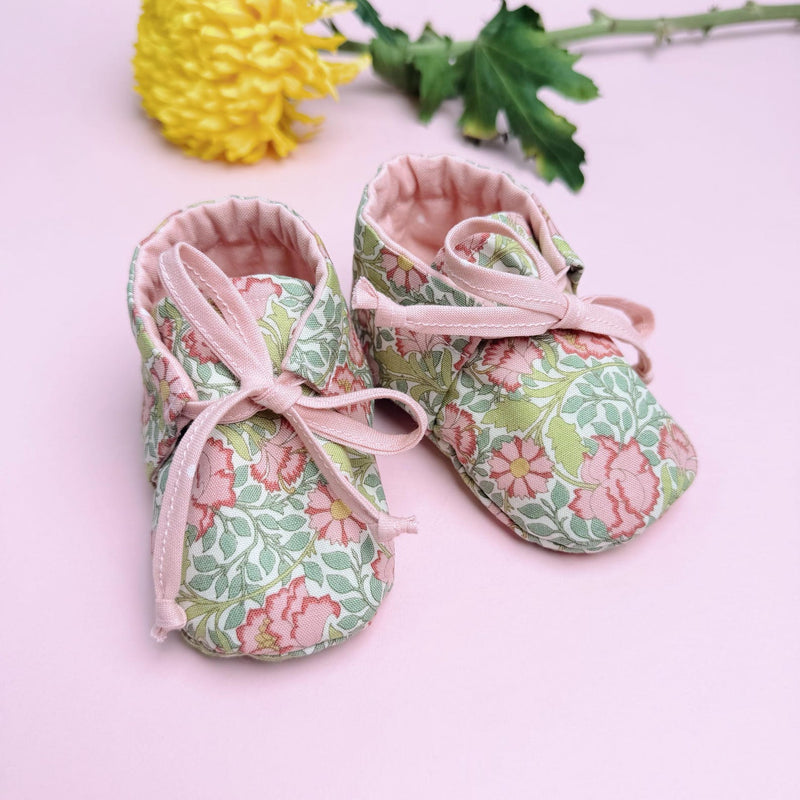 Little Bow Baby Booties Sewing Pattern