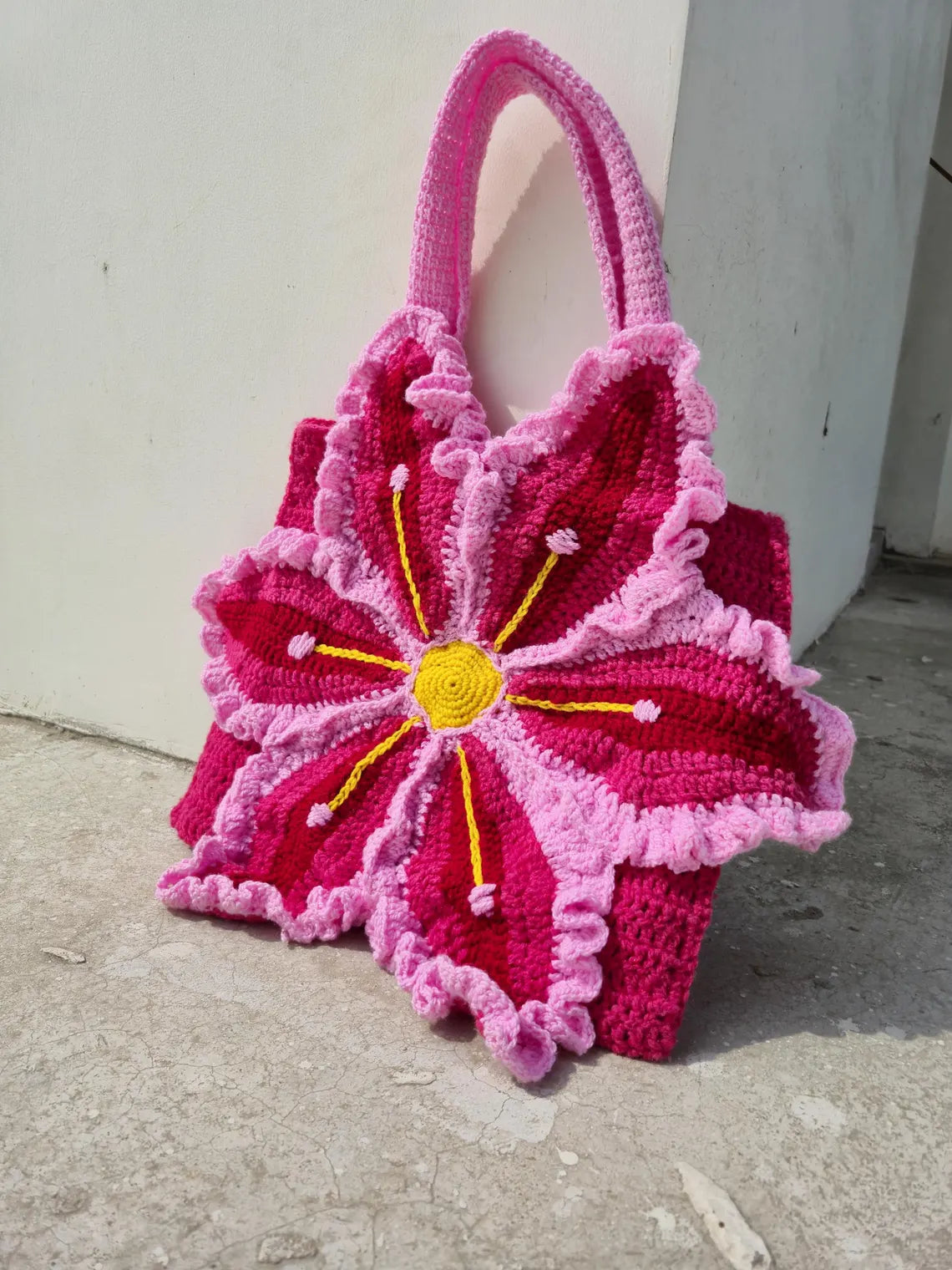 Pink Lily Flower Crochet Handbag Pattern