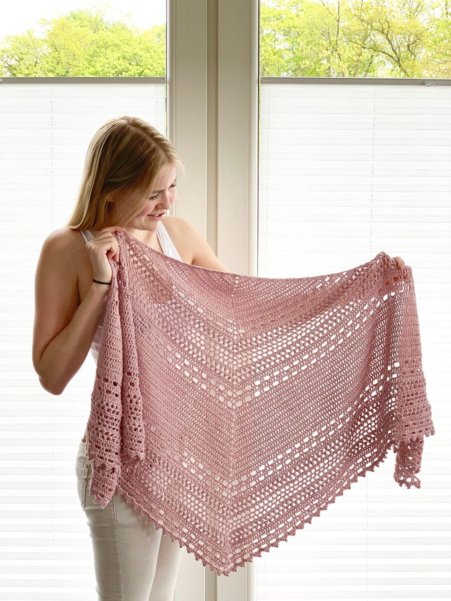 Bella Vita Shawl Crochet Pattern