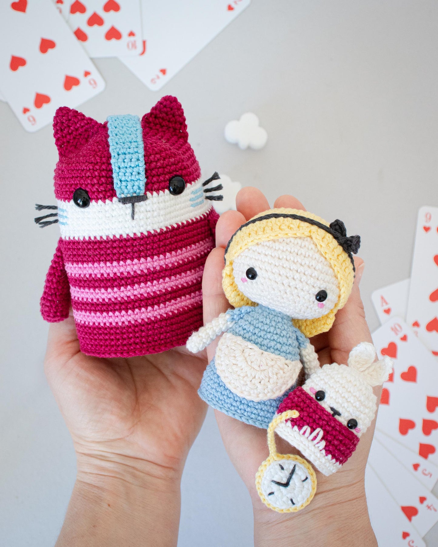 Alice in Wonderland Crochet Pattern