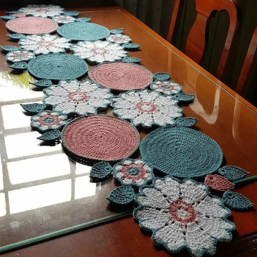 Boho Floral Crochet Table Runner Pattern