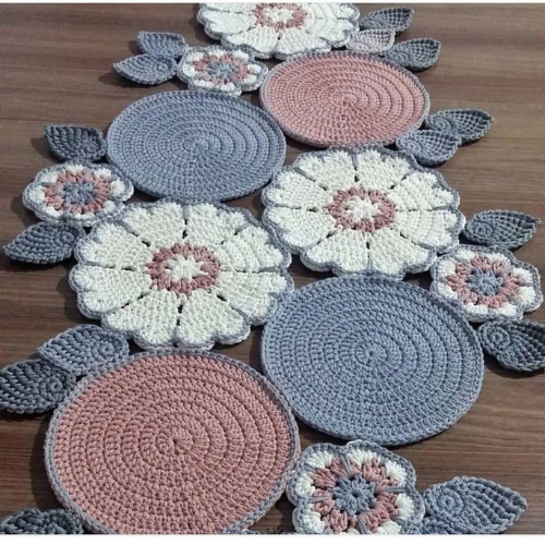 Boho Floral Crochet Table Runner Pattern