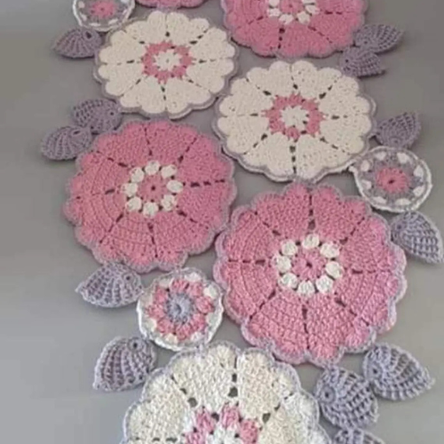 Boho Floral Crochet Table Runner Pattern