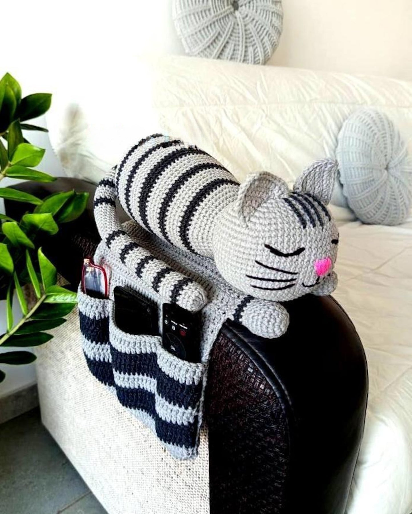 Cat Sofa Organizer Crochet Pattern