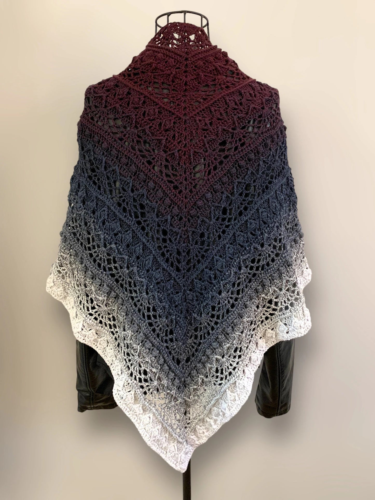 Triangular Scarf Chalastre Pattern