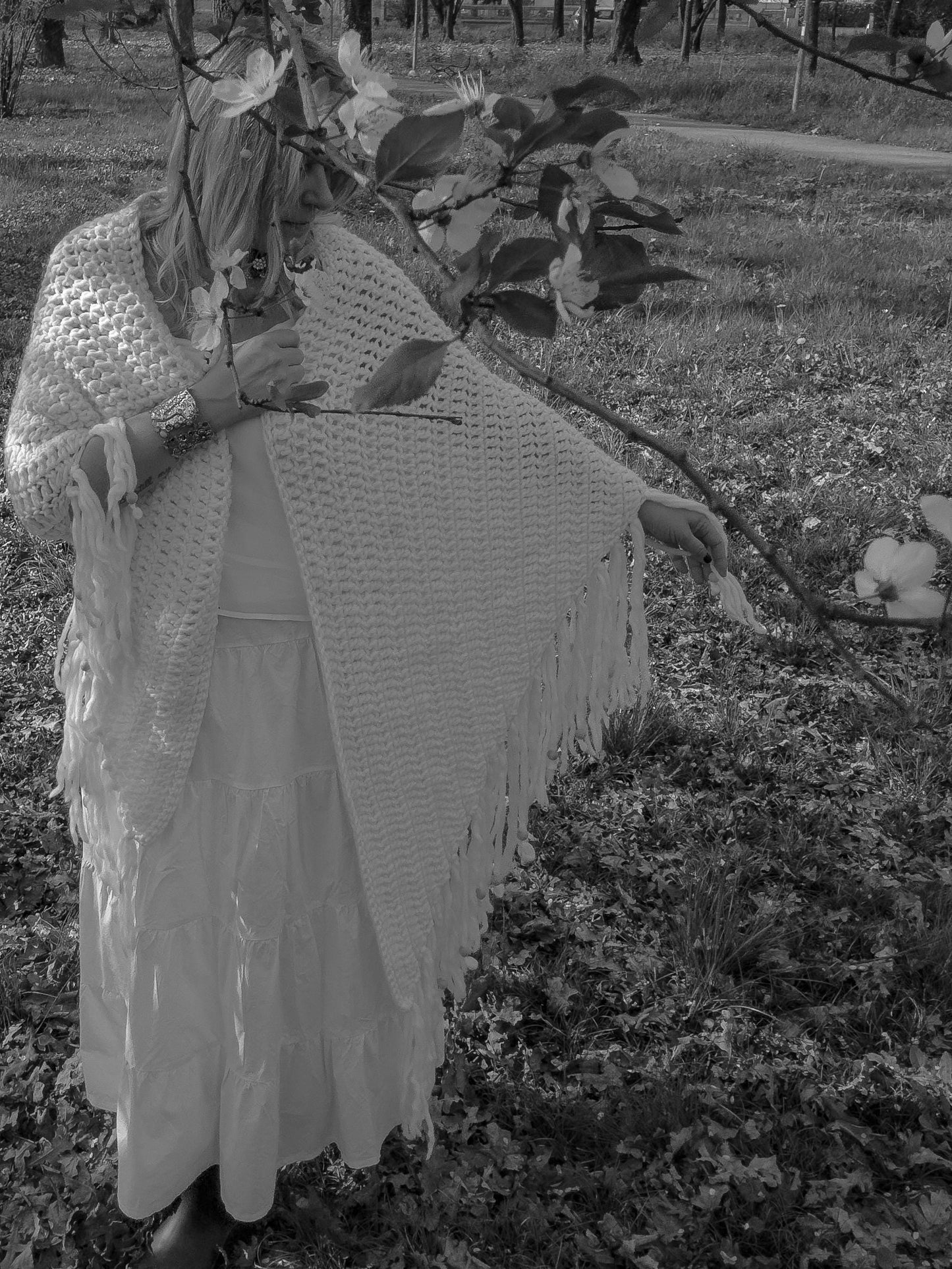 Chunky Triangle Shawl Crochet Pattern