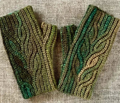 Fingerless Wrist Warmer Crochet Pattern