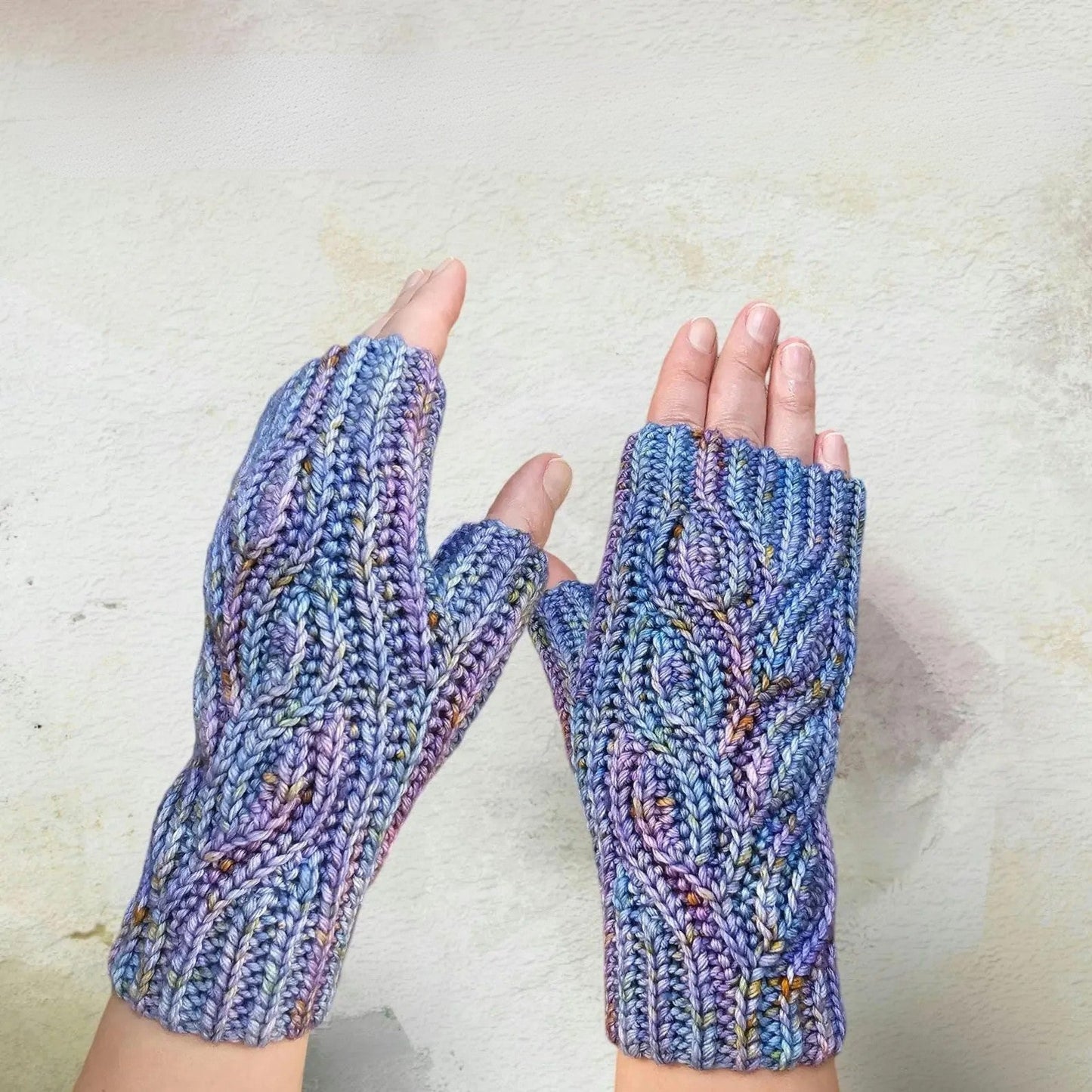 Fingerless Wrist Warmer Crochet Pattern