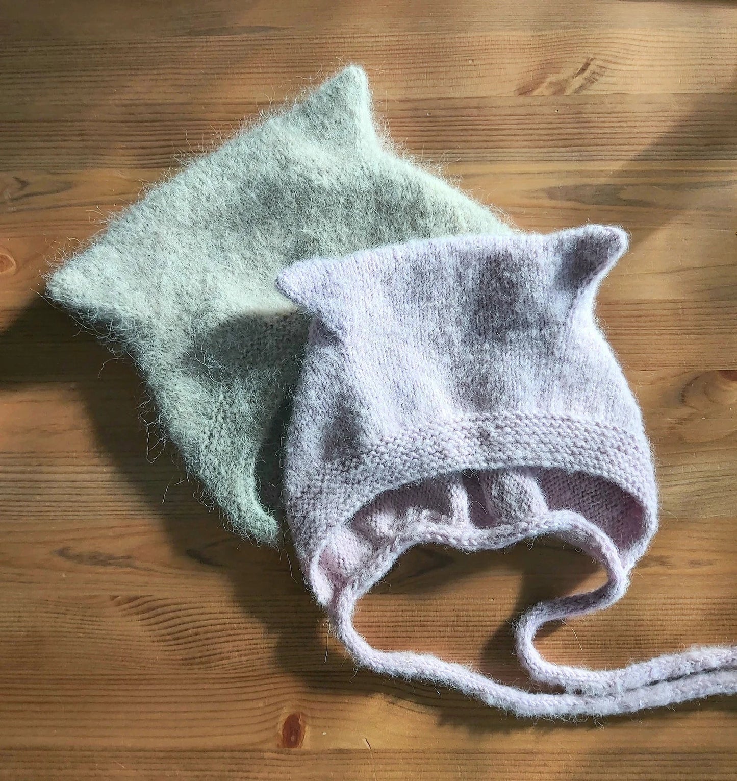 Kitty Ear Baby Bonnet Knitting Pattern