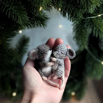 Little Cute Clock Mouse Crochet Pattern