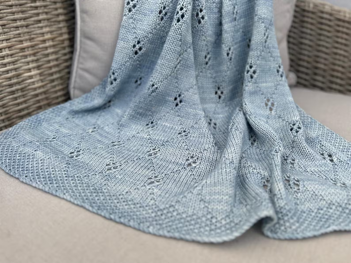 Little Gem Blanket Knitting Pattern