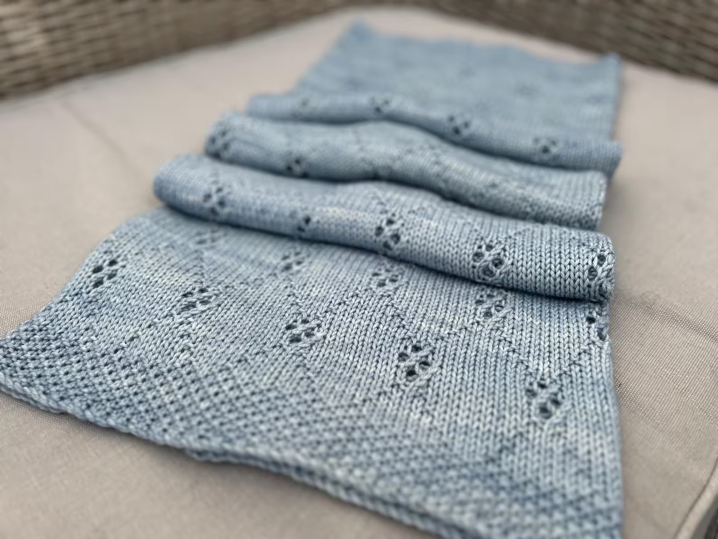 Little Gem Blanket Knitting Pattern