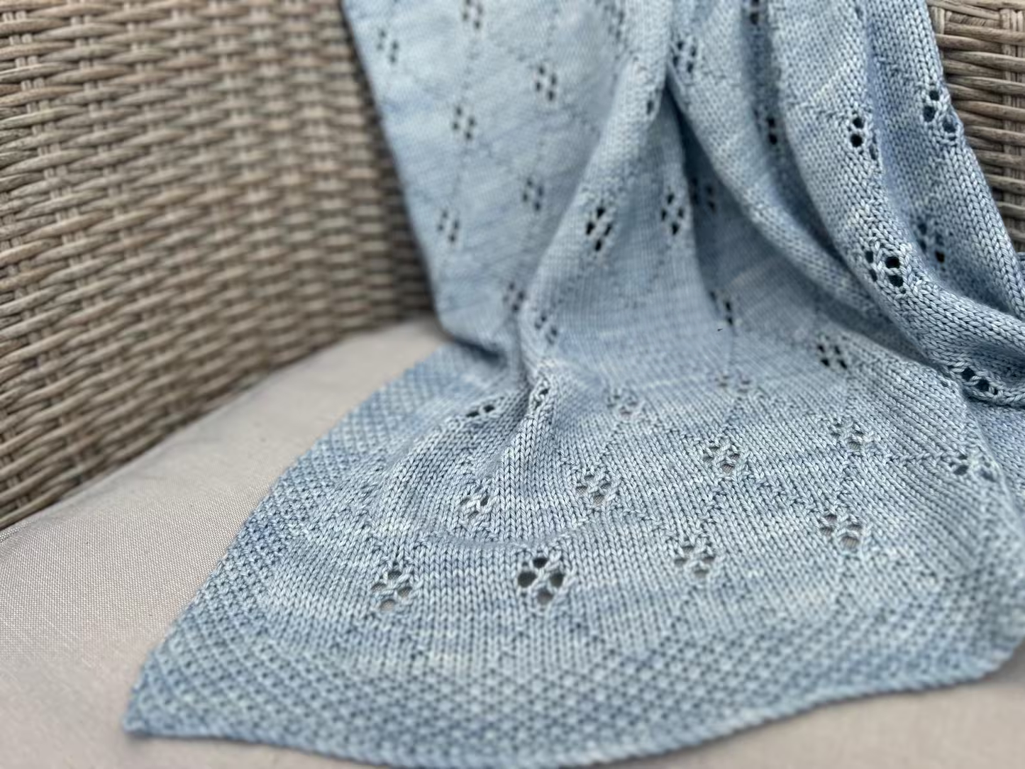 Little Gem Blanket Knitting Pattern