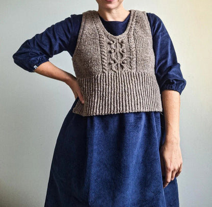 Meander Vest Knitting Pattern