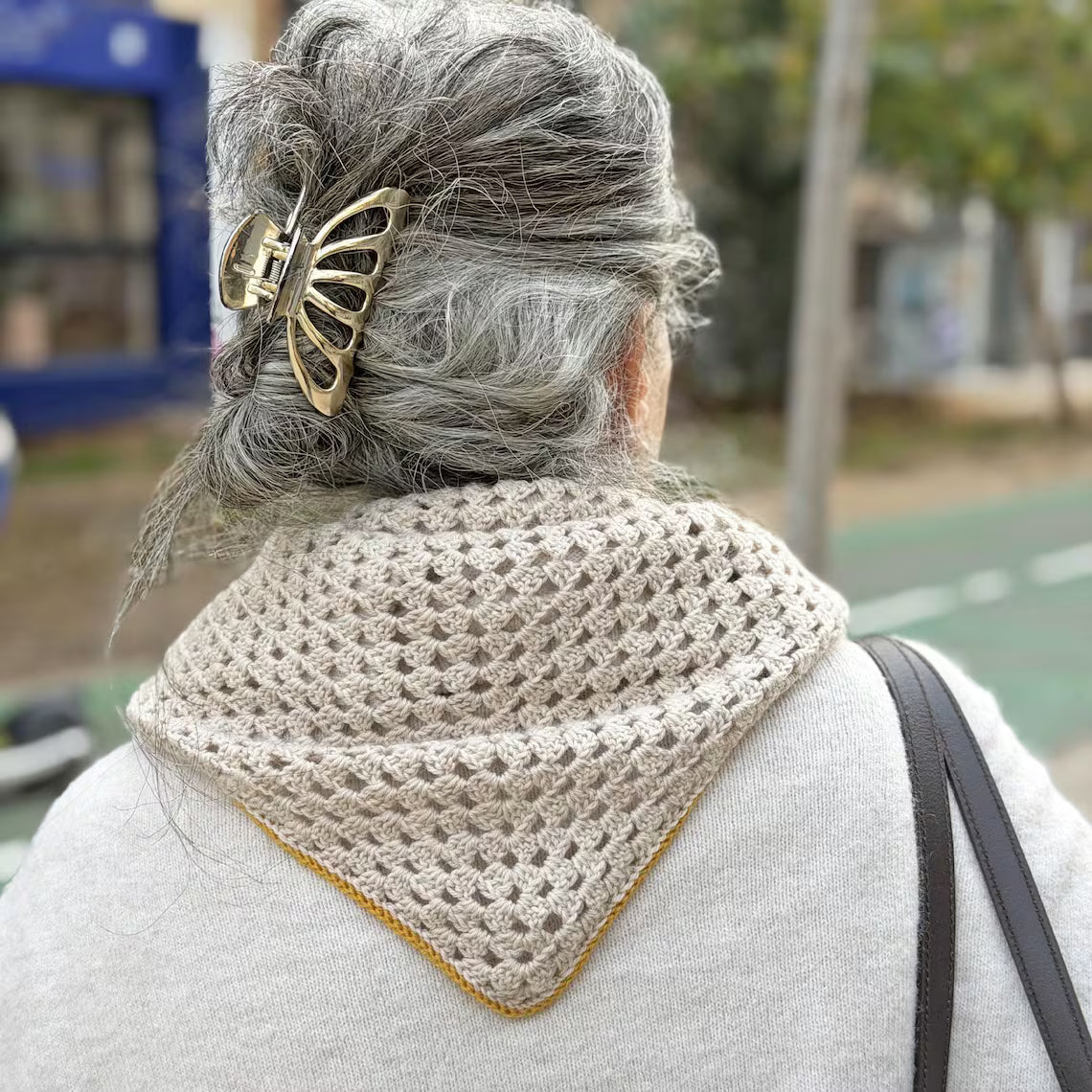 Granny Stitch Triangle Scarf Crochet Pattern