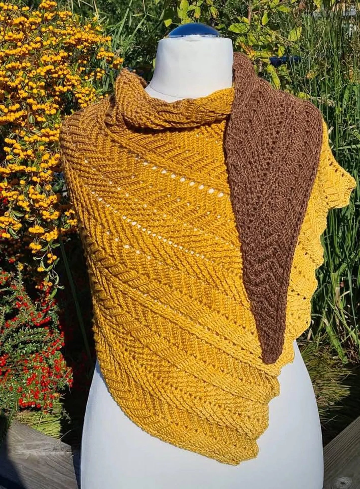 Raveneld Shawl Crochet Pattern