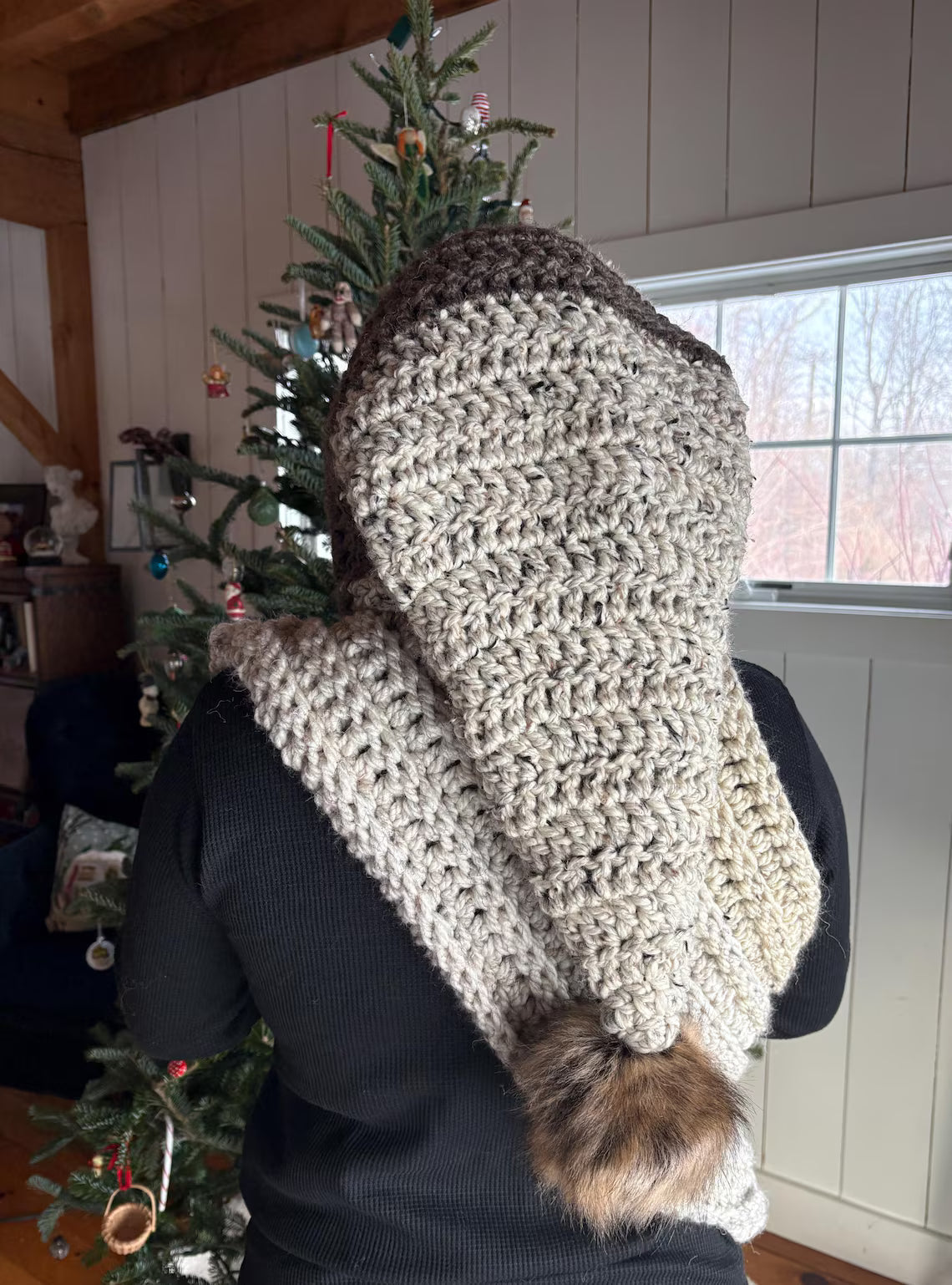 Tawarwaith Hooded Vest Crochet Pattern