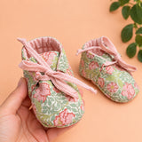 Little Bow Baby Booties Sewing Pattern