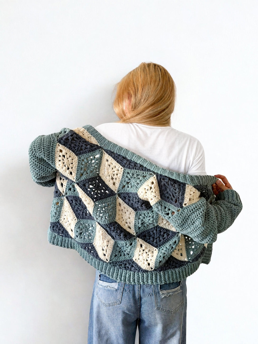 3D Cube Cardigan Crochet Pattern