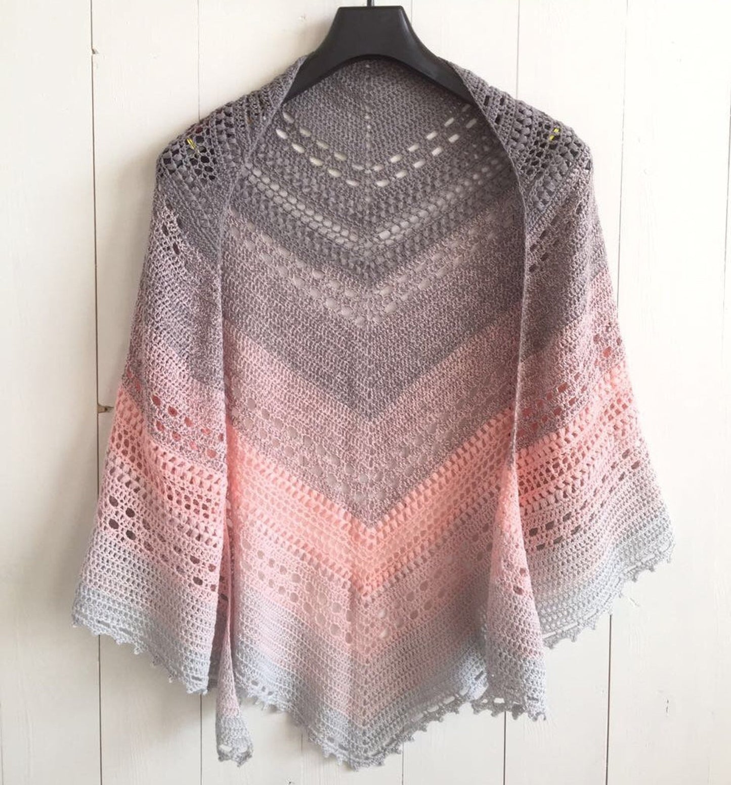 Bella Vita Shawl Crochet Pattern