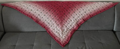 Triangular Scarf Rhea Pattern