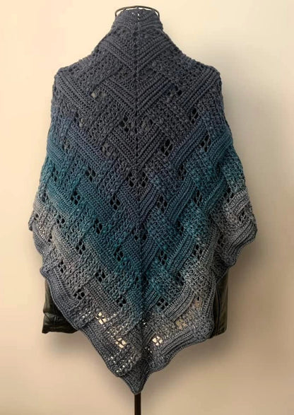 Triangular Scarf Rhea Pattern