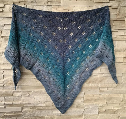 Triangular Scarf Rhea Pattern