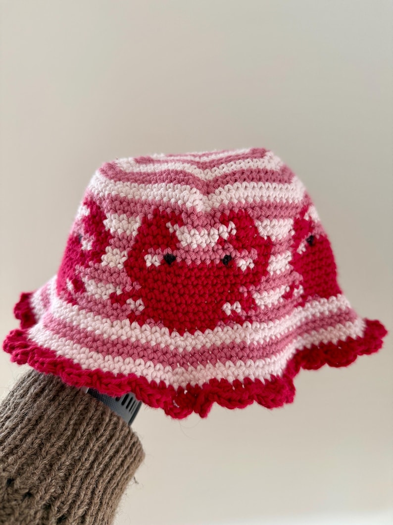 Crab Bucket Hat Crochet Pattern