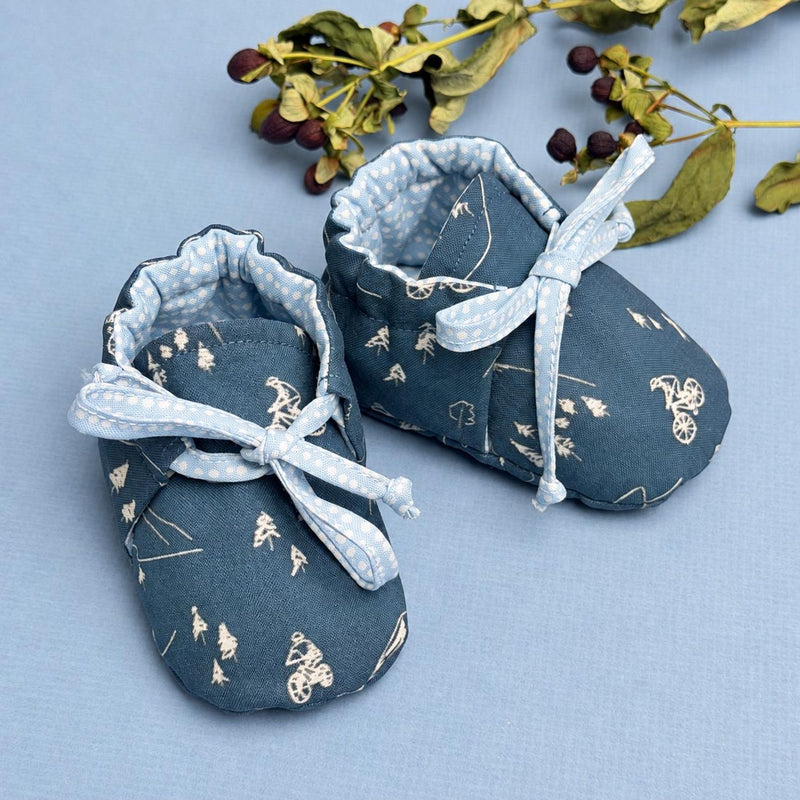 Little Bow Baby Booties Sewing Pattern