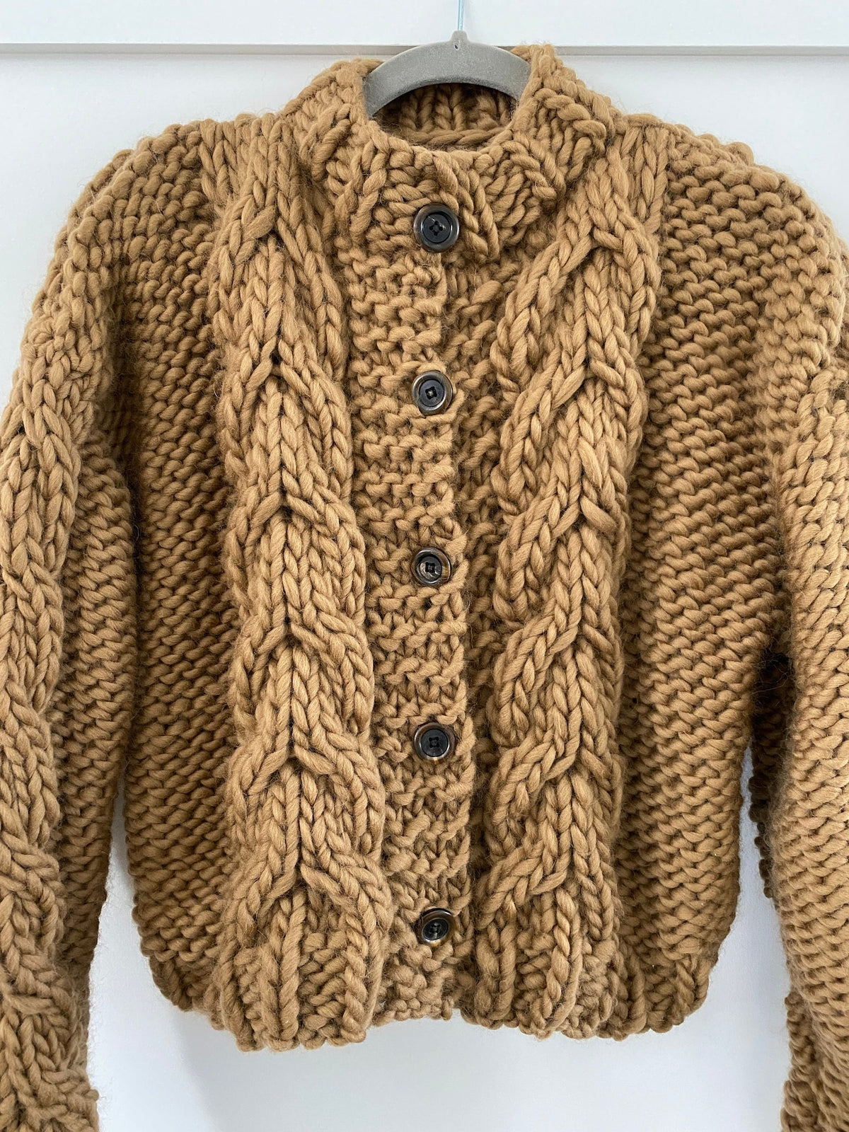 Bulky Cable Knit Crop Cardigan Knitting Pattern