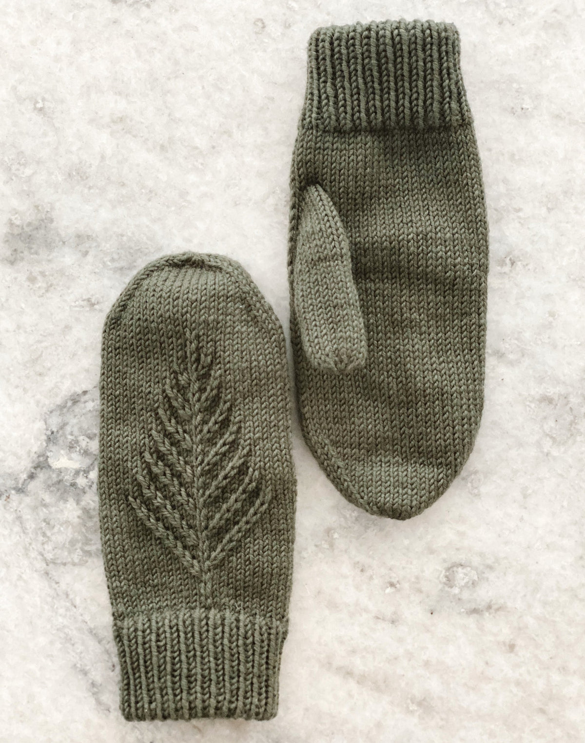 Spruce Mittens Knitting Pattern