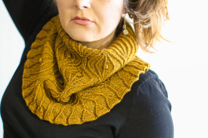Nouverie Cowl With Bobbles & Ruffle Knitting Pattern
