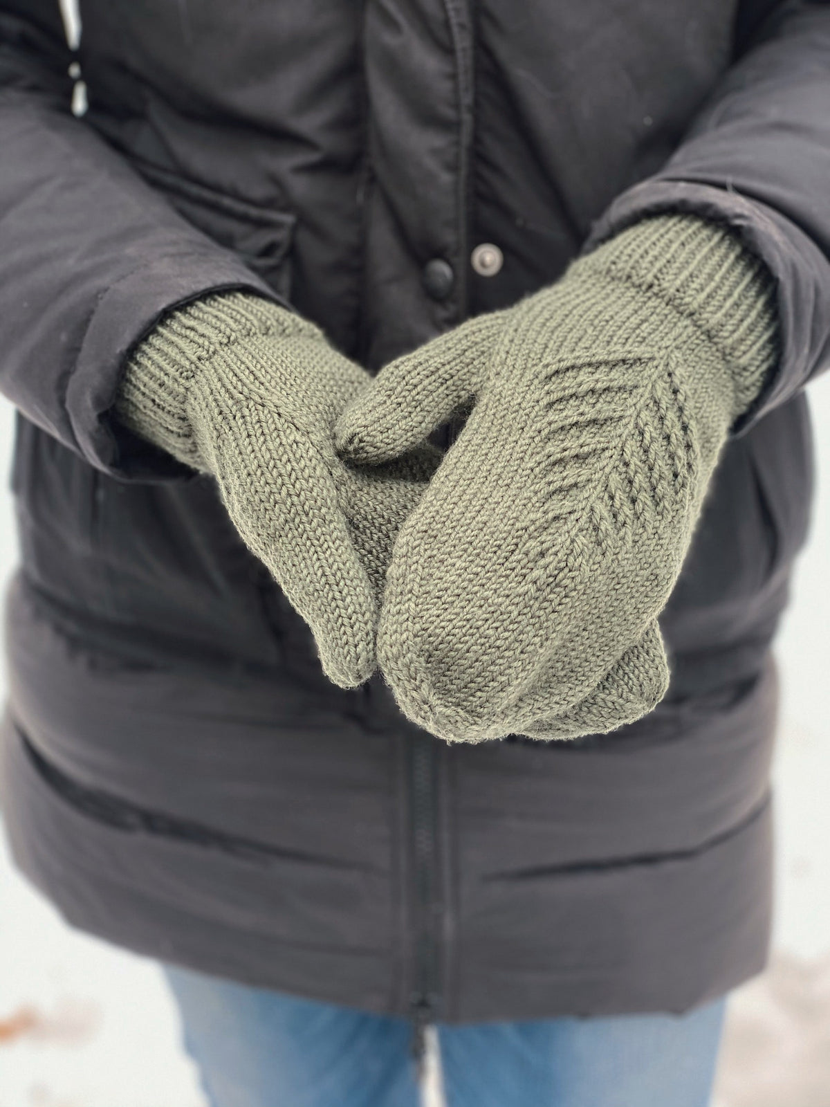 Spruce Mittens Knitting Pattern