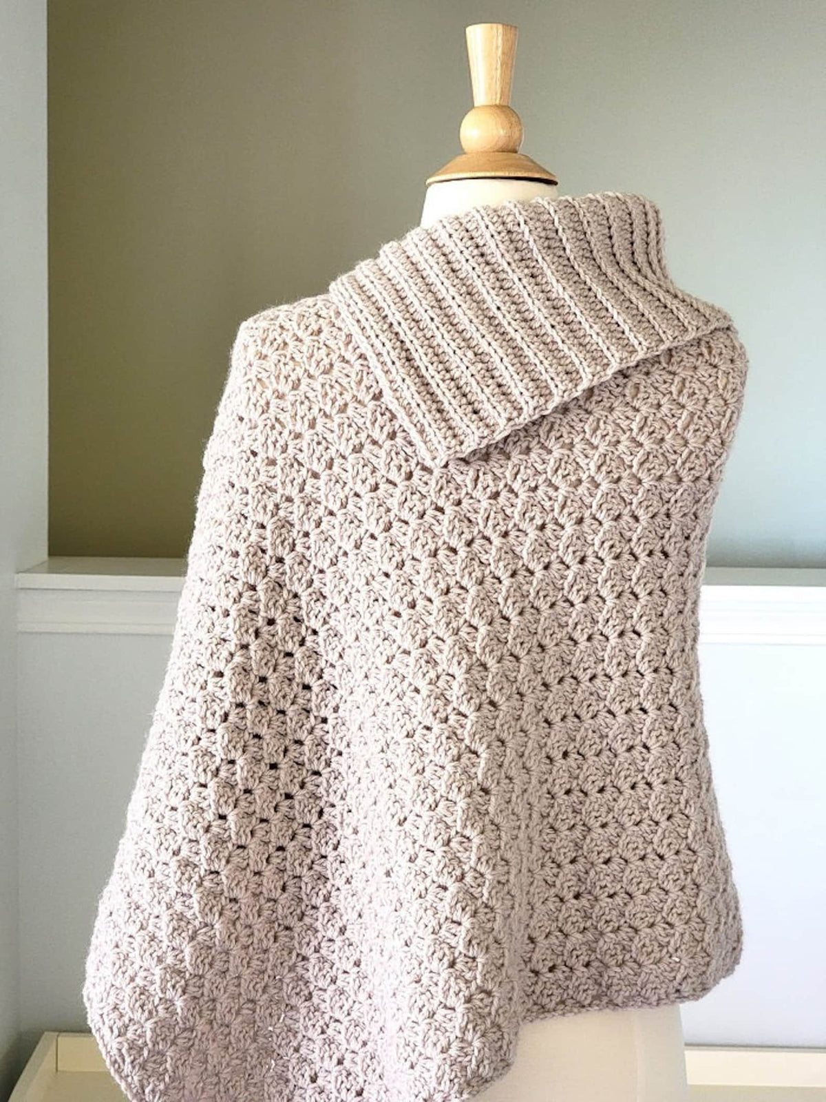 Poncho with Collar Crochet Pattern