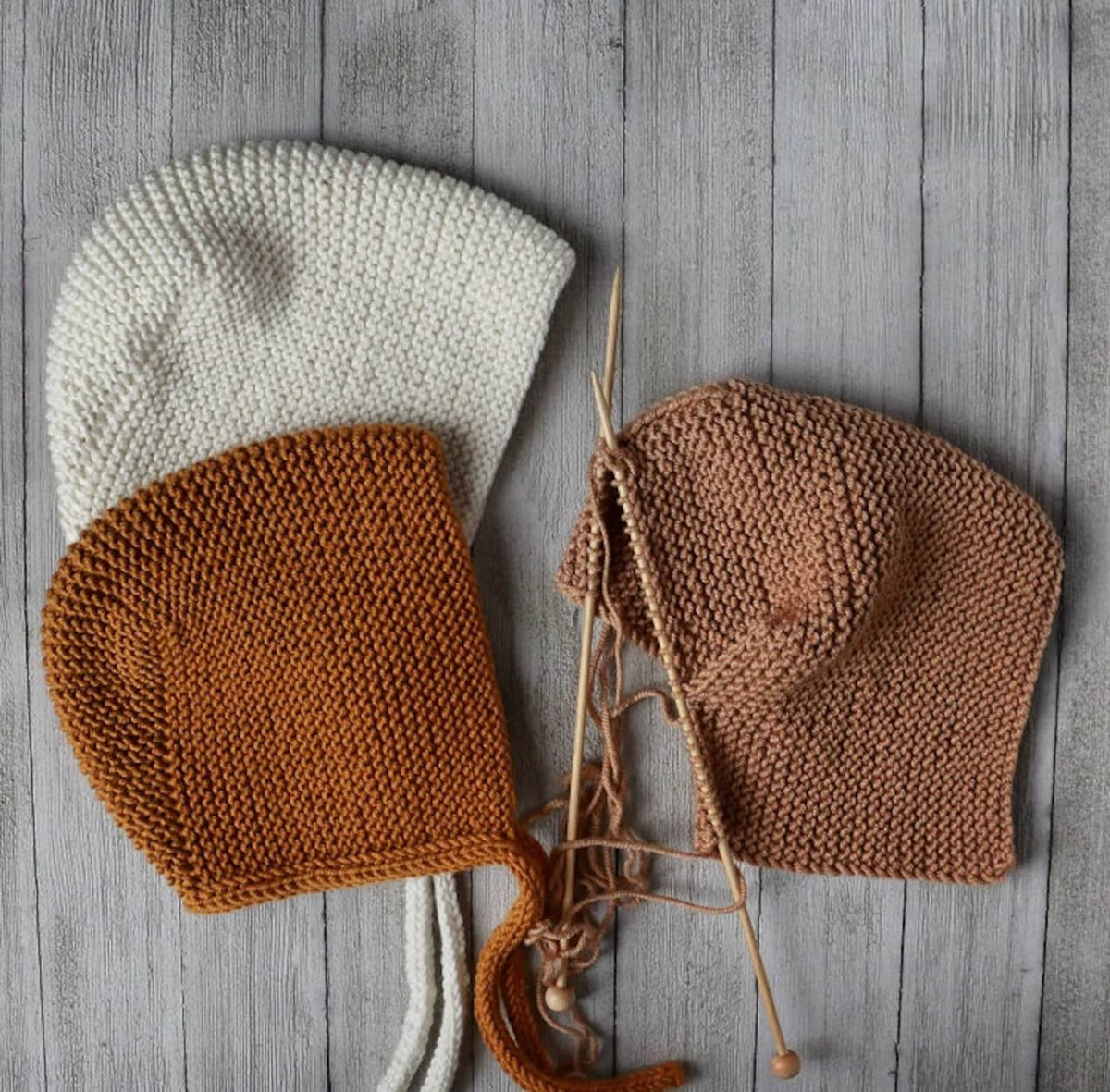 Easy  Baby Bonnet Knitting Pattern